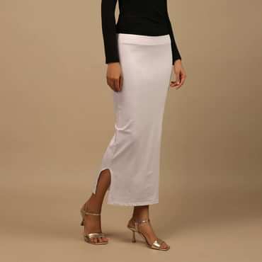 White Shapewear Saree Petticoat In Cotton Lycra With Elastic Waistband And Slit