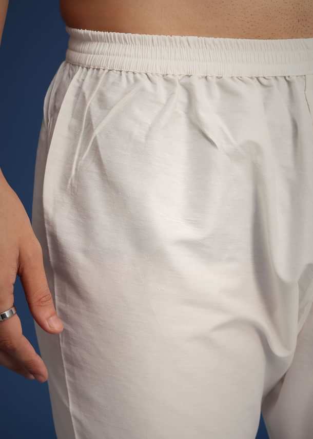 White Silk Embellished Sherwani Set With Kamarbandh