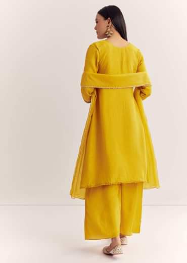 Yellow Dola Silk Kurta Dupatta Set With Zardosi And Thread Work