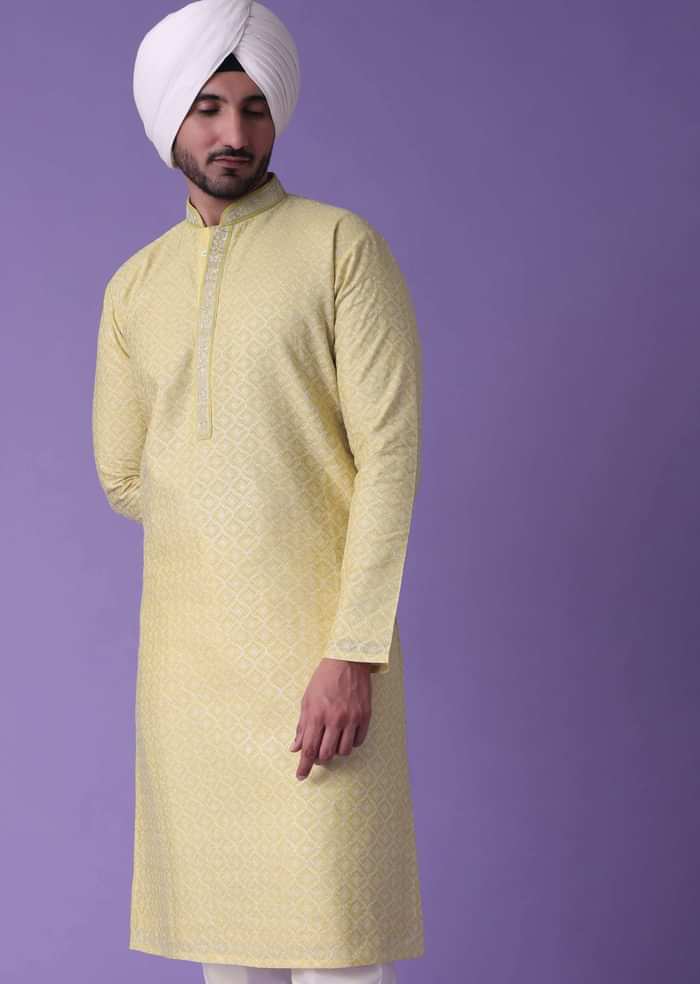 Yellow Printed Kurta Set In Silk With Zari Work
