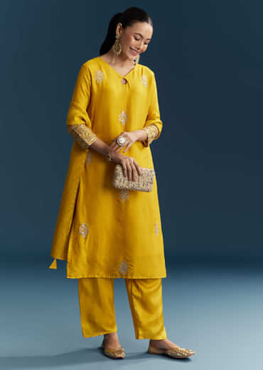 Yellow Silk Kurta Set With Gotta Work